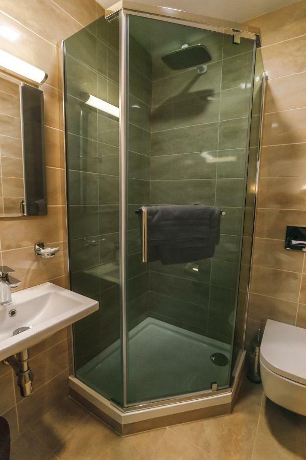 Raziotel Rishelyevskiy 헤르손 외부 사진