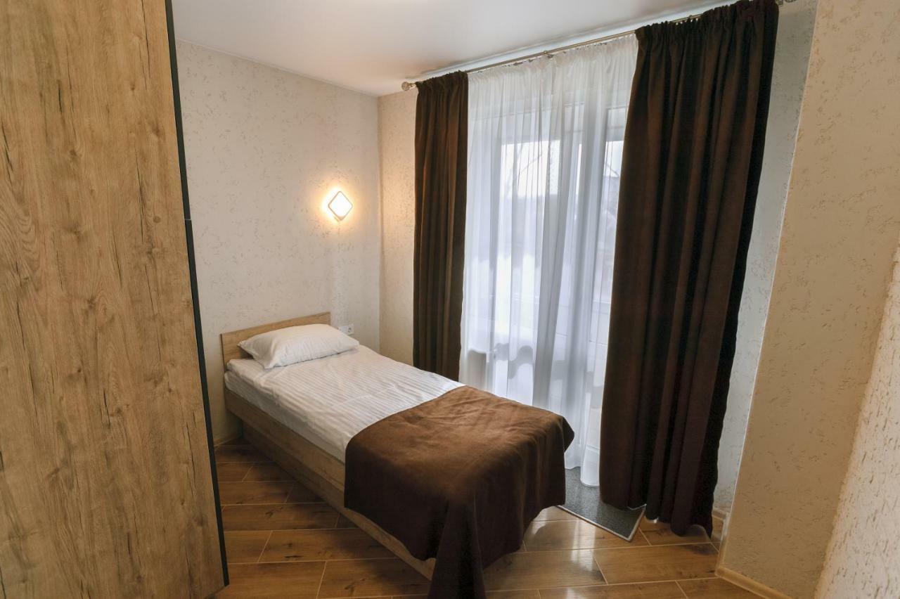 Raziotel Rishelyevskiy 헤르손 외부 사진